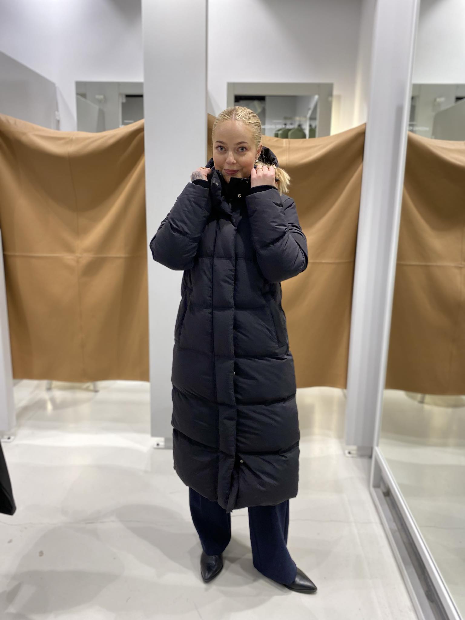 Sofie Nita Kåpe - Sort/ Black